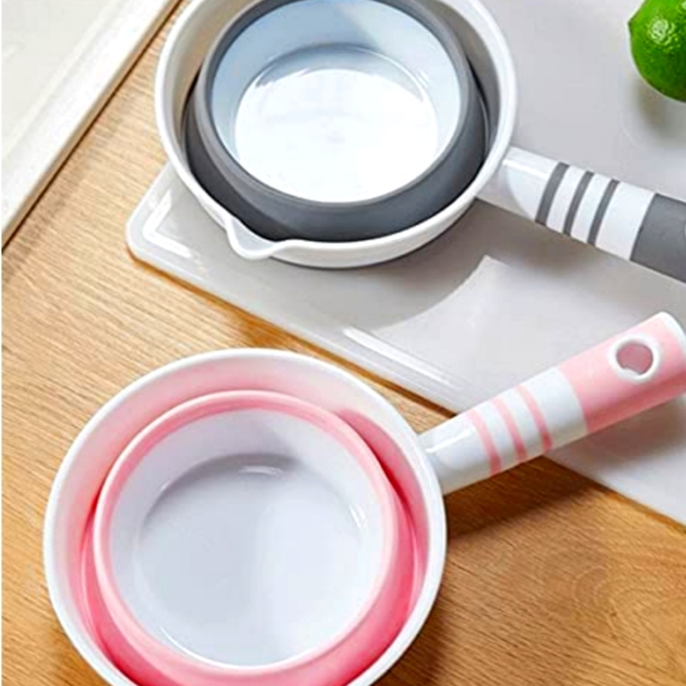 Collapsible water dipper